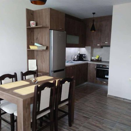 Nev Apart New Velingrad Esterno foto