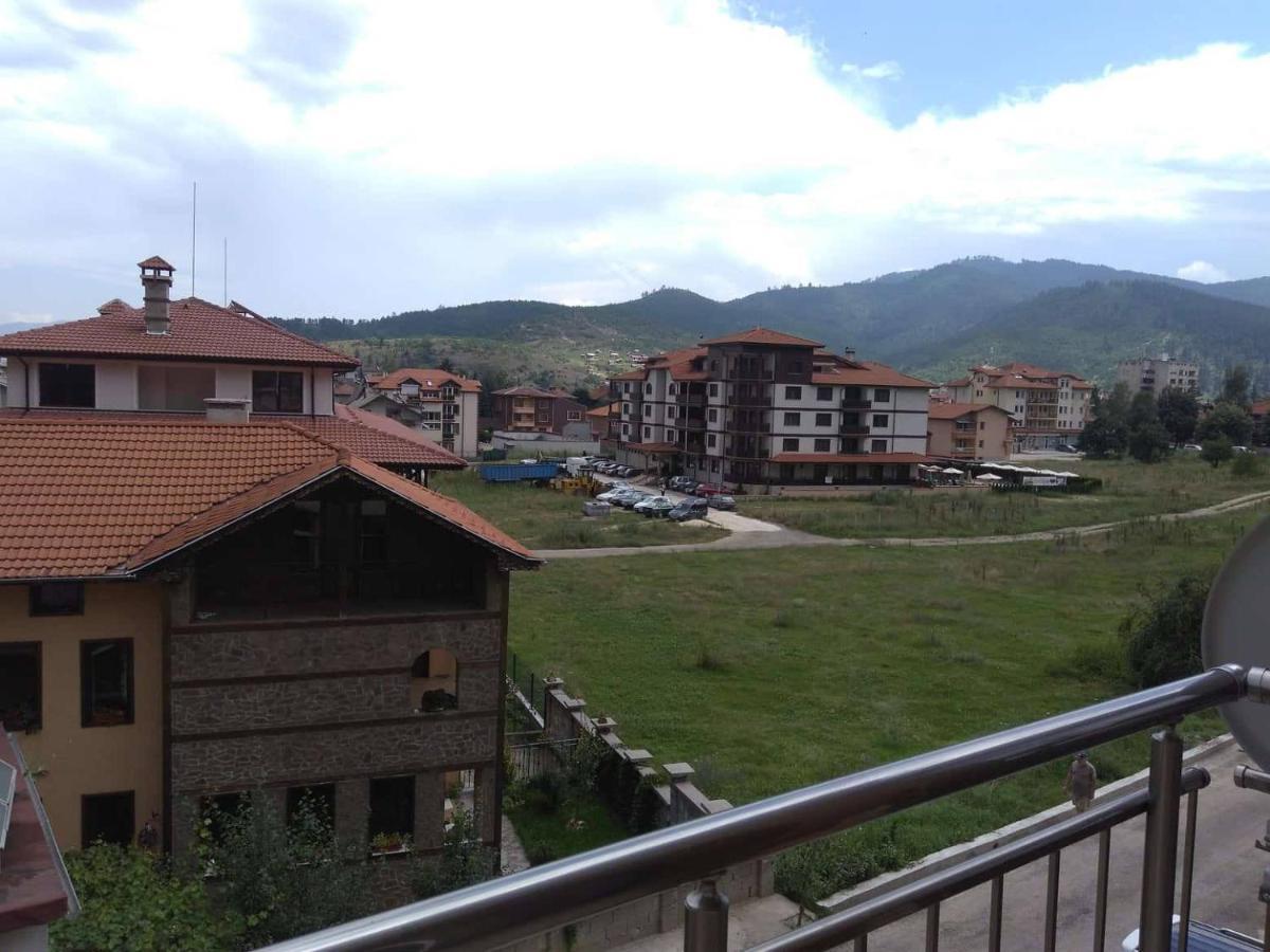 Nev Apart New Velingrad Esterno foto